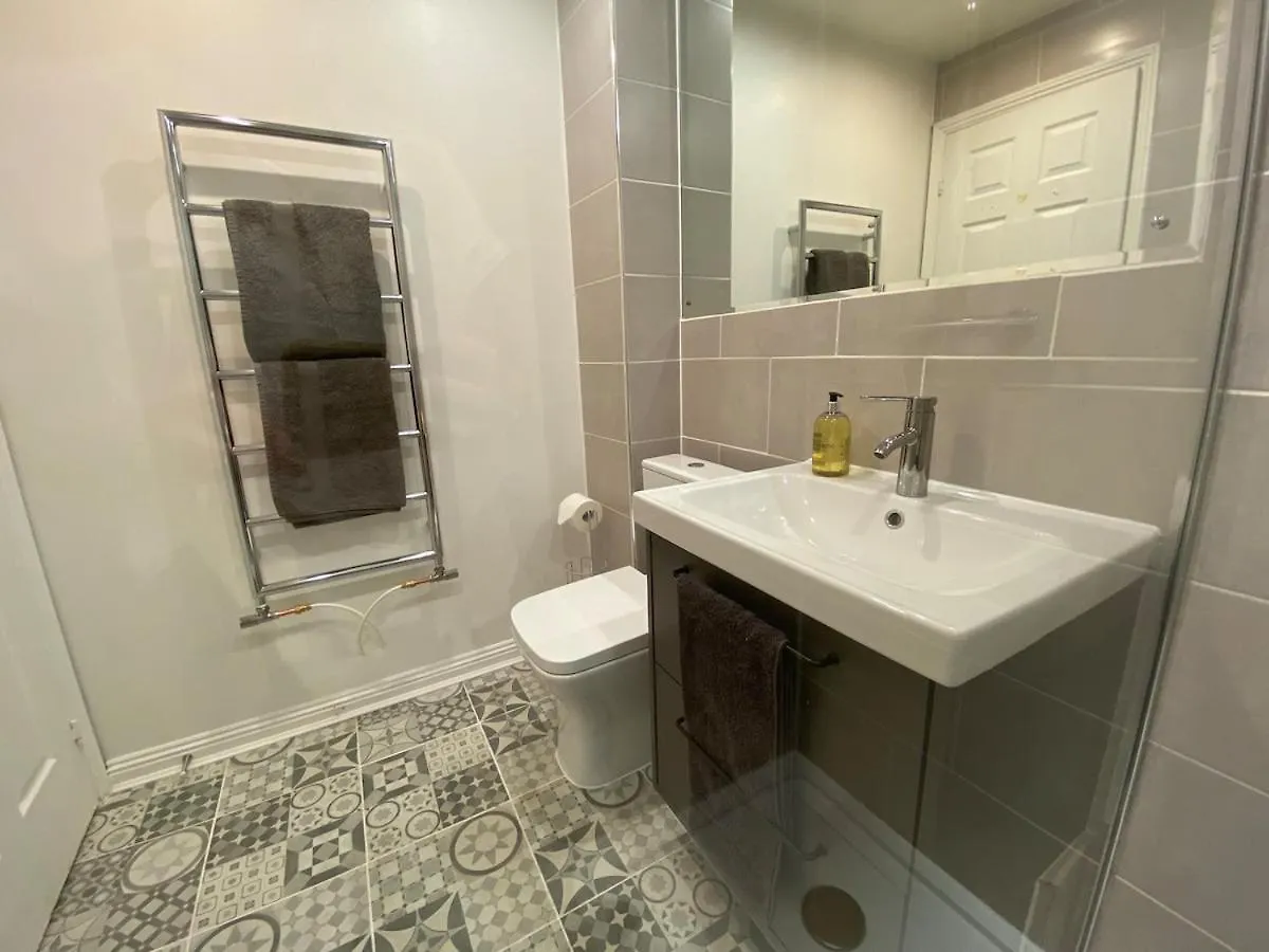 Villa Your Home From Home Near Excel Private Parking London