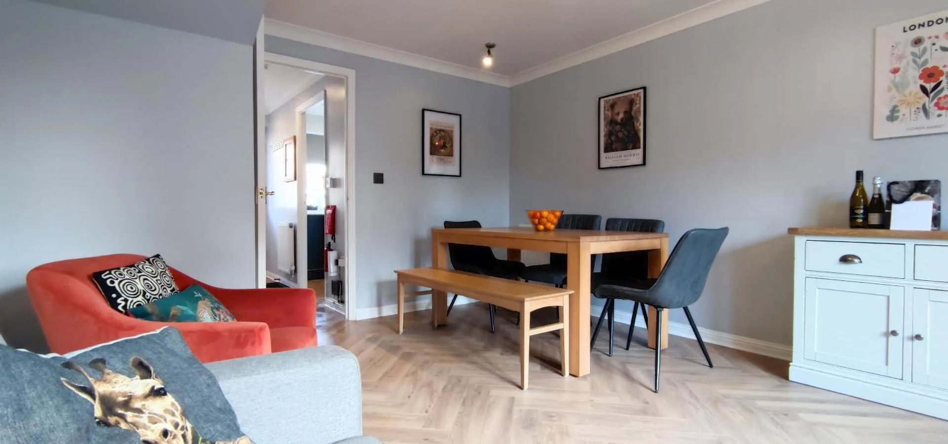 Your Home From Home Near Excel Private Parking London 0*,